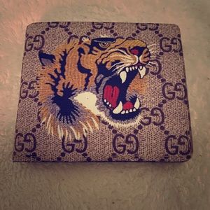 Gucci wallet